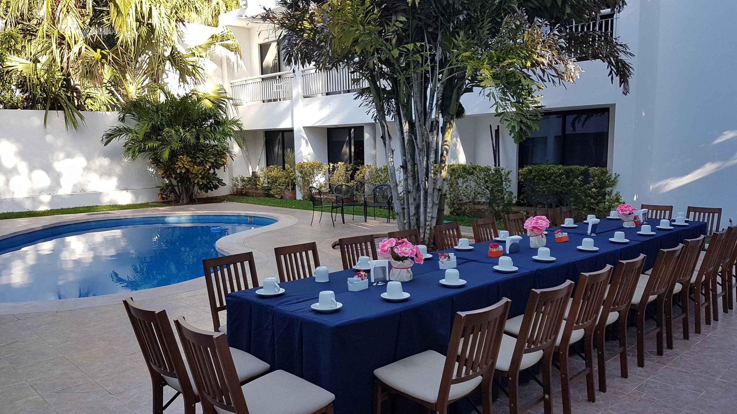 Hotel Holly Merida Exterior photo