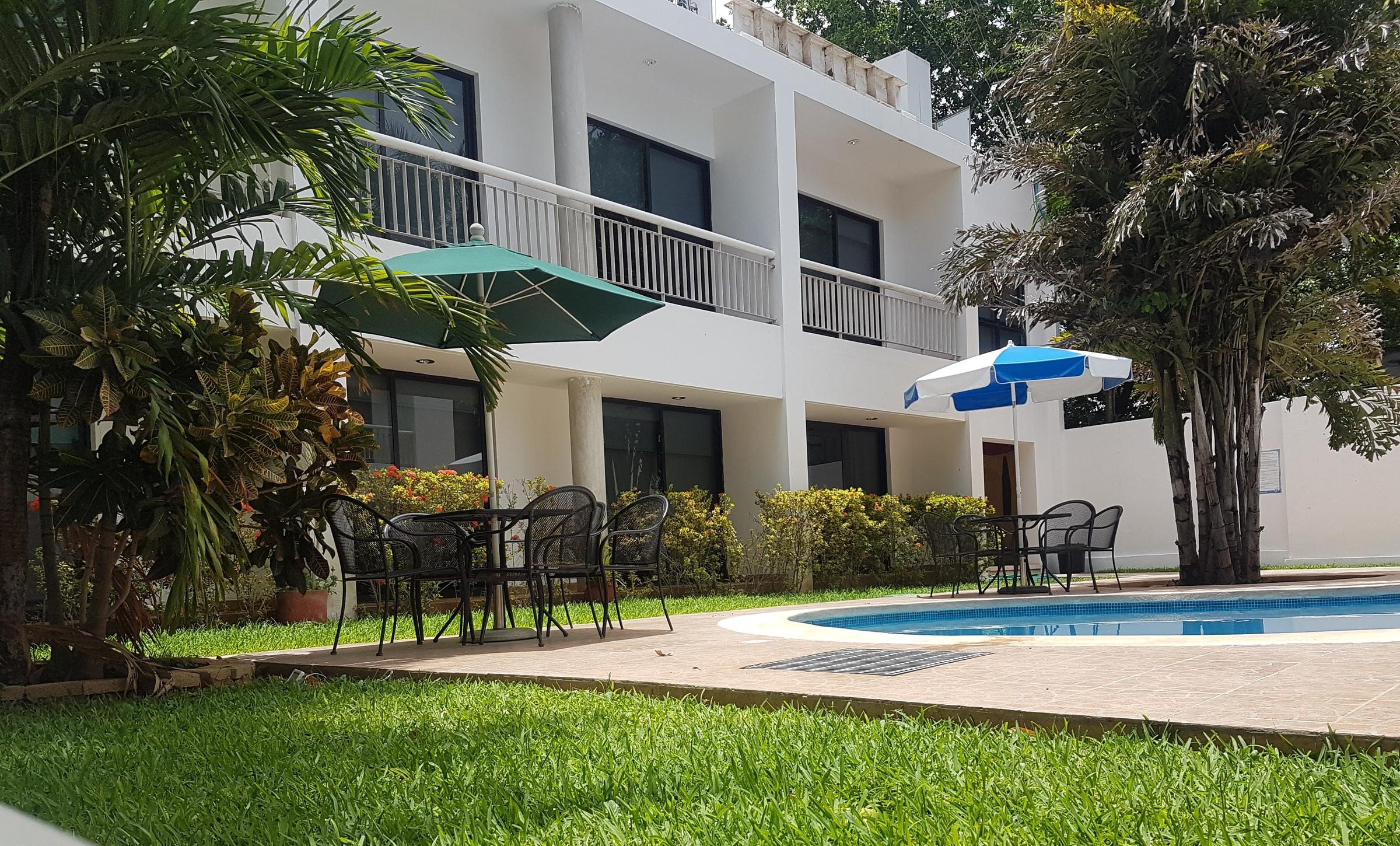 Hotel Holly Merida Exterior photo