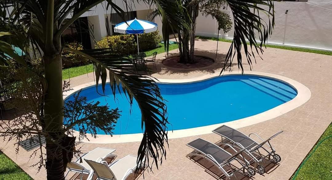 Hotel Holly Merida Exterior photo