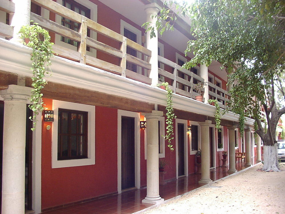 Hotel Holly Merida Exterior photo